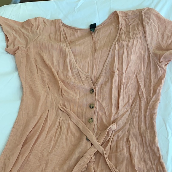 Pink romper - Picture 2 of 2